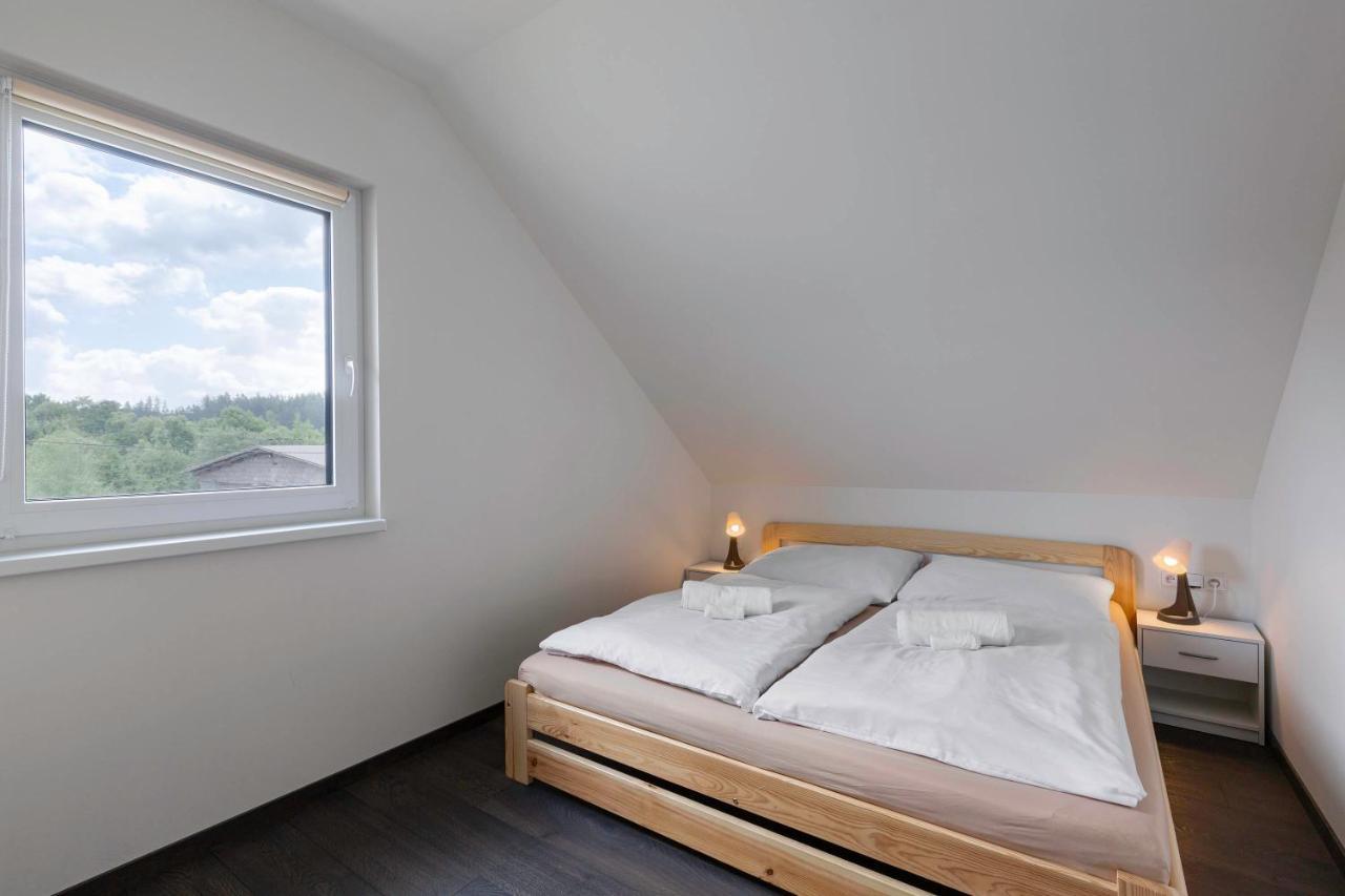 Holiday House Adam Prosecne Экстерьер фото