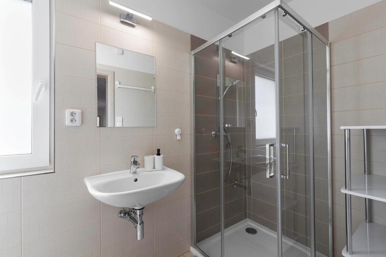 Holiday House Adam Prosecne Экстерьер фото
